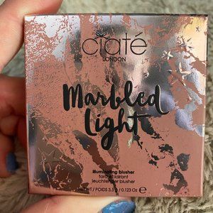 Ciate London Marbled Light  Illuminating Blush